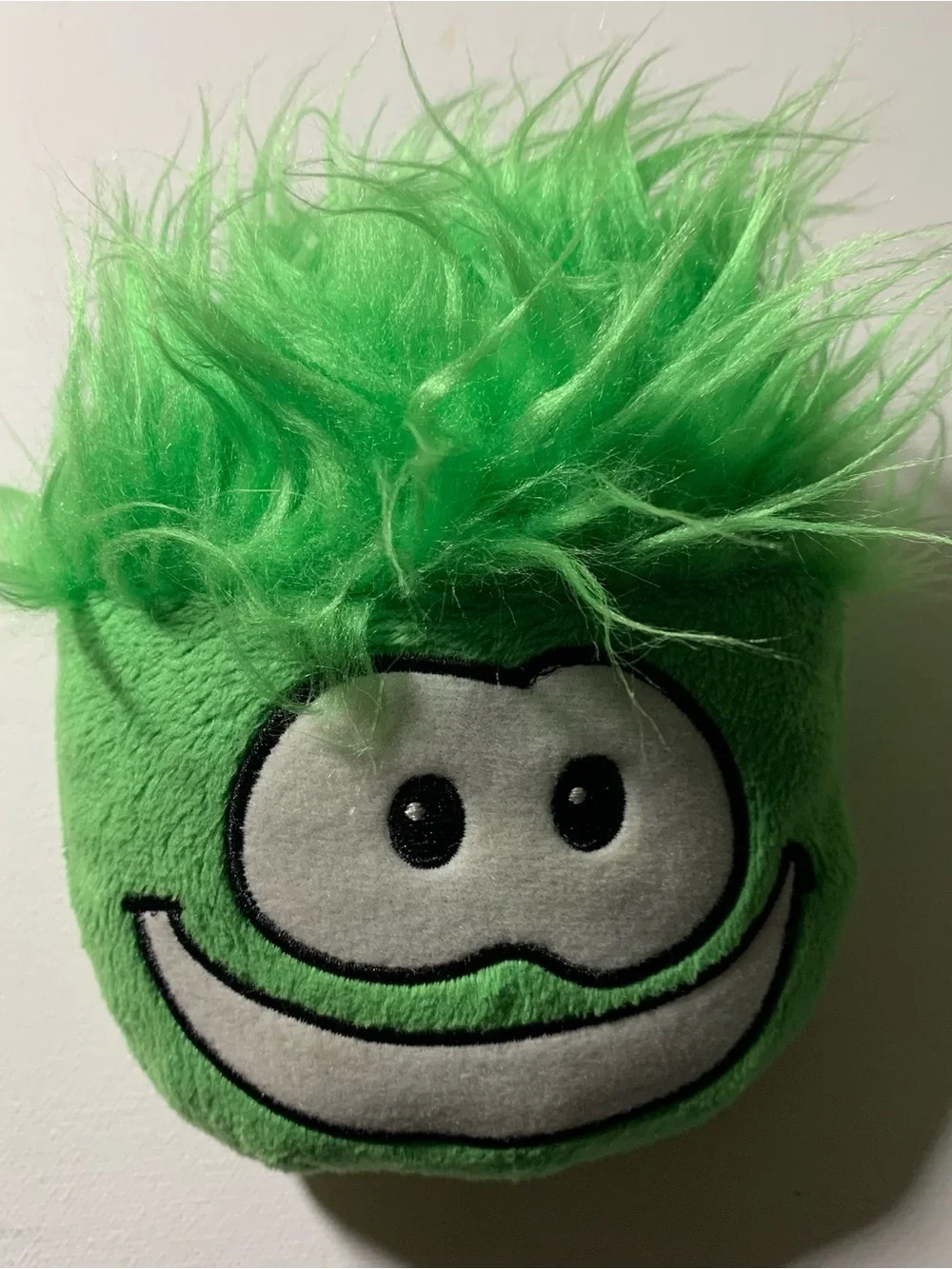 Vintage Y2K rare collectible Disney Club Penguin pink and green Puffle plushies